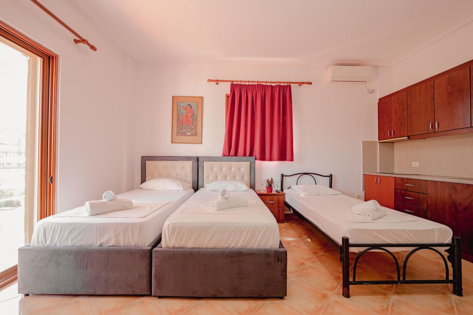 Cozy Apartments Downtown كساميل المظهر الخارجي الصورة